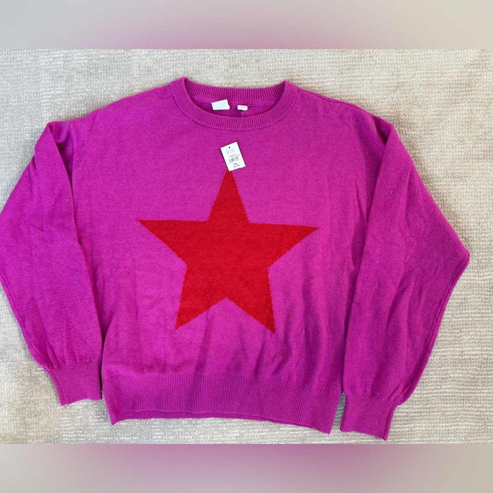 GAP Fuchsia Sweater with Red Star